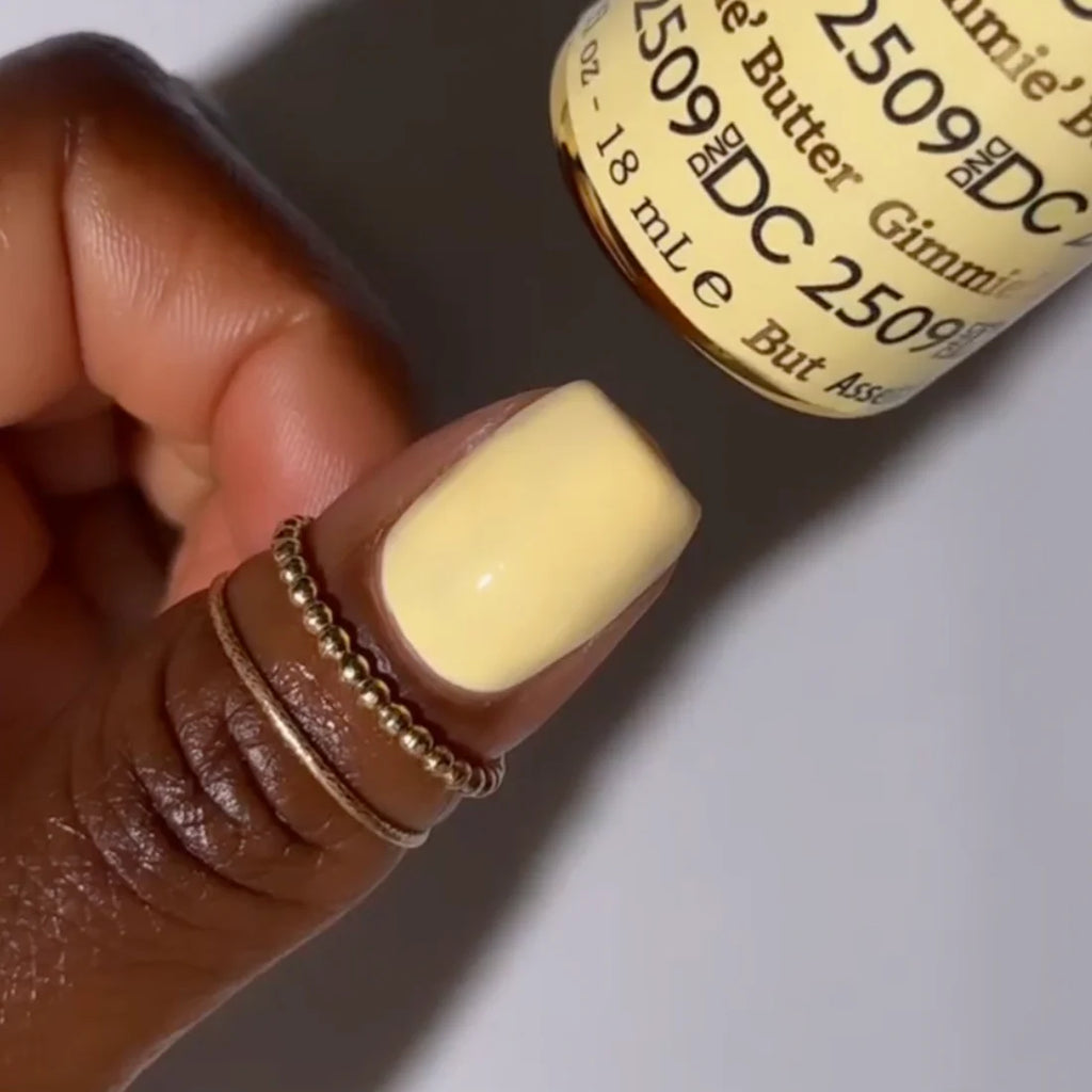 DND DC Gel Nail Polish Duo - 2461 Gimmie’ Butter