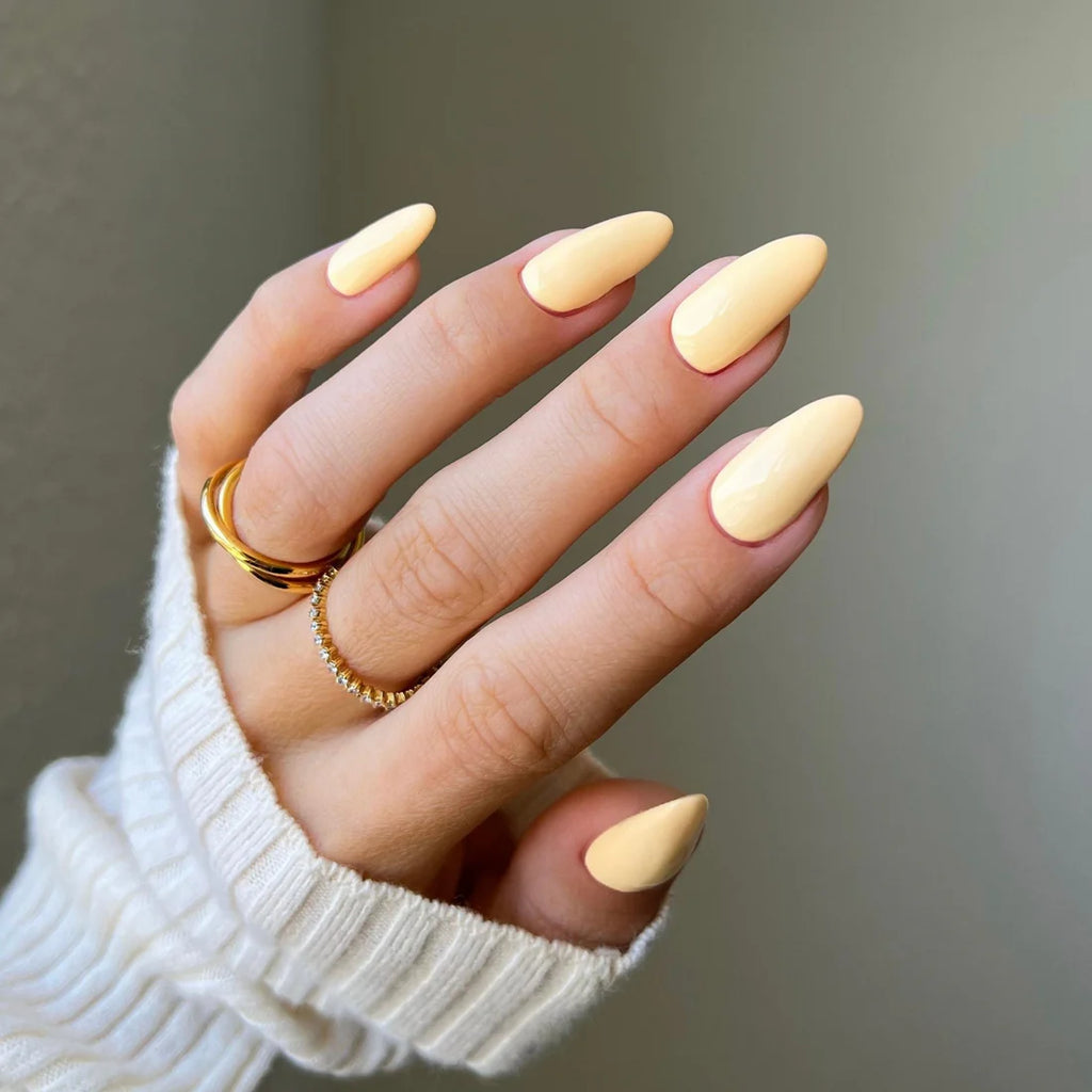 DND Diva Duo - Banana Cream #085
