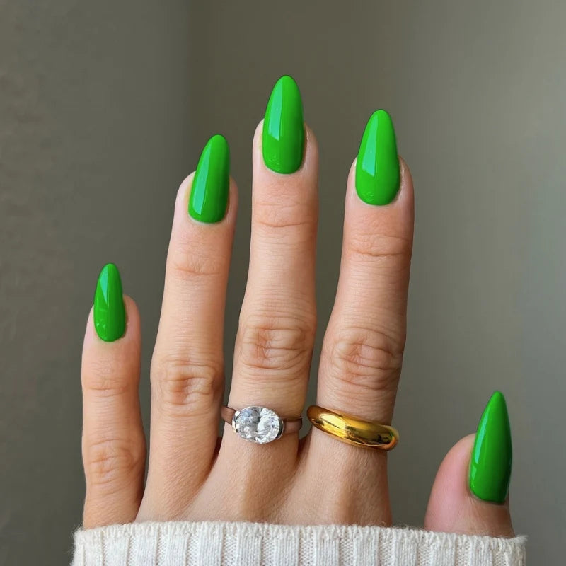 DND Diva Duo - Lawn Green #192