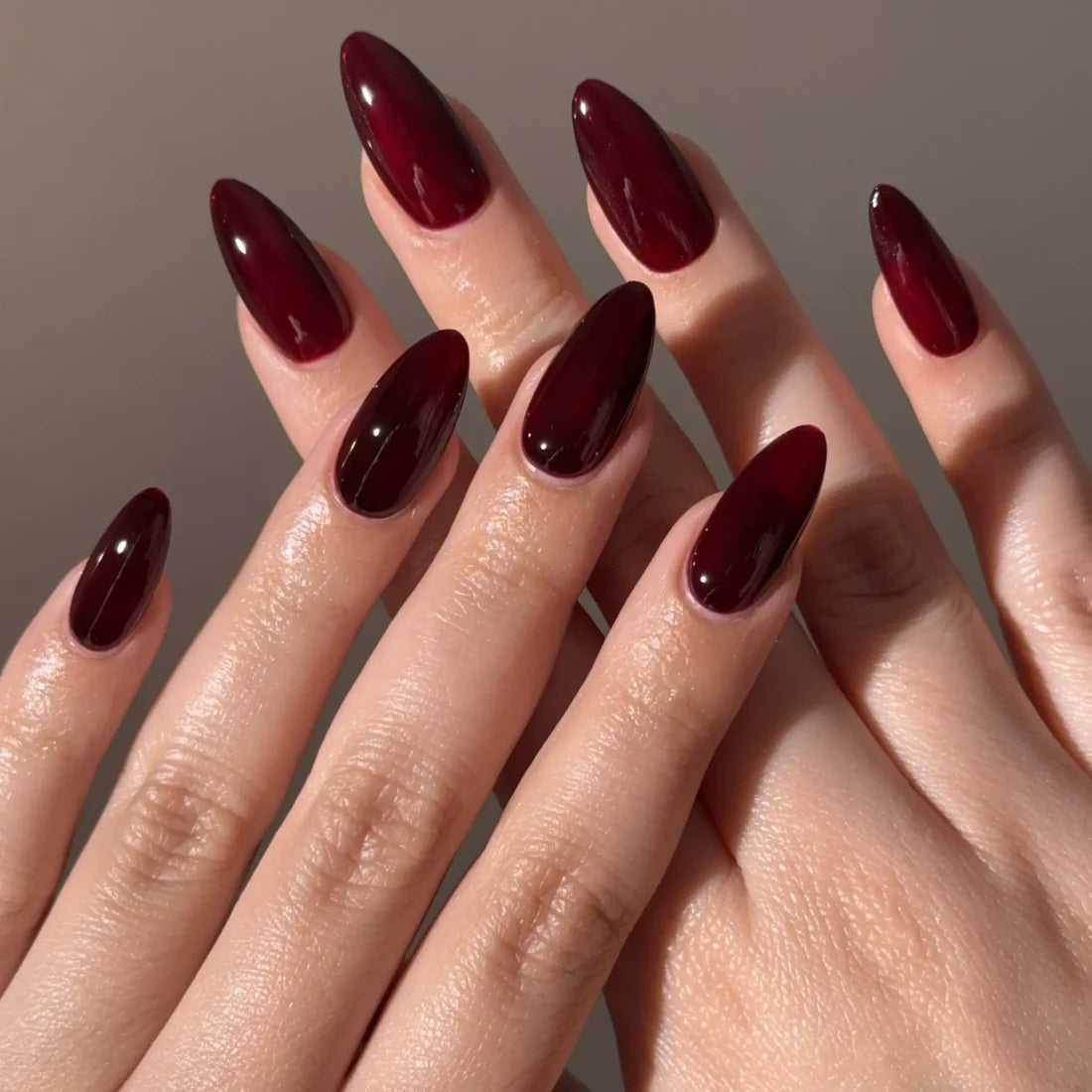 DND Duo #633 Garnet Red
