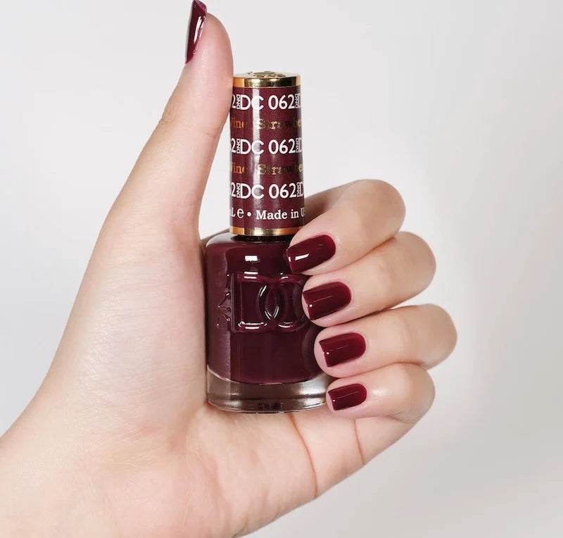 DND DC Gel Nail Polish Duo - 062 Strawberry Wine