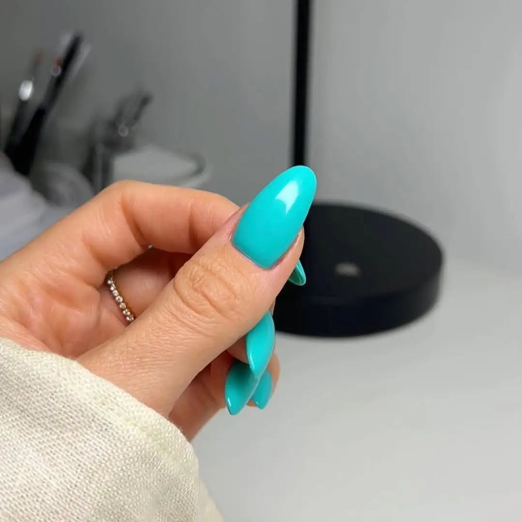 DND DC Gel Nail Polish Duo - 155 Chasing Summer